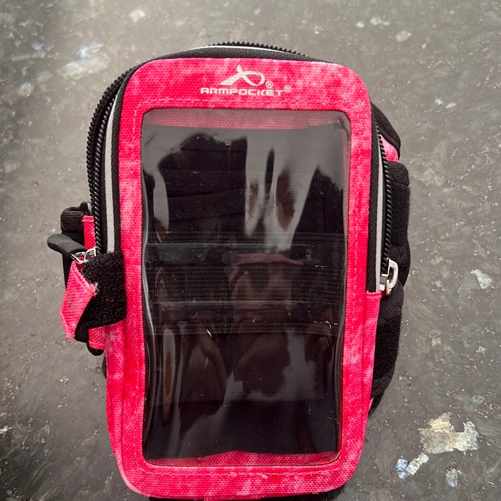 Phone carrier for exercise